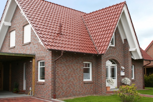 Керамическая черепица Roben Flandern Plus Кайенская блестящая ангоб